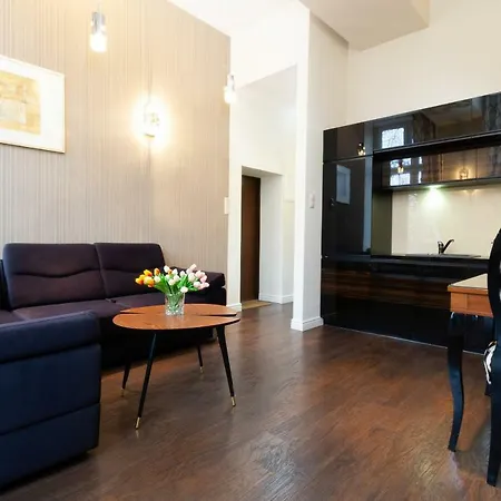 Old Town Piwna By Renters